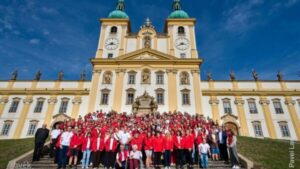 FOTOGALERIE: Zaměstnanci Charit olomoucké arcidiecéze se setkali na Svatém Kopečeku
