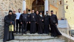 Katoličtí a ortodoxní křesťané společně putovali na Athos