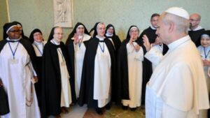 Lev XIV. kontemplativním dominikánkám: Tvořte oázy ticha